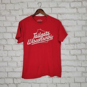 Tailgate Wisconsinbly graphic tee
